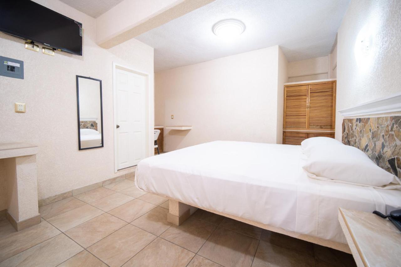 Peninsula Stays Executive Hotel Salina Cruz Exterior photo